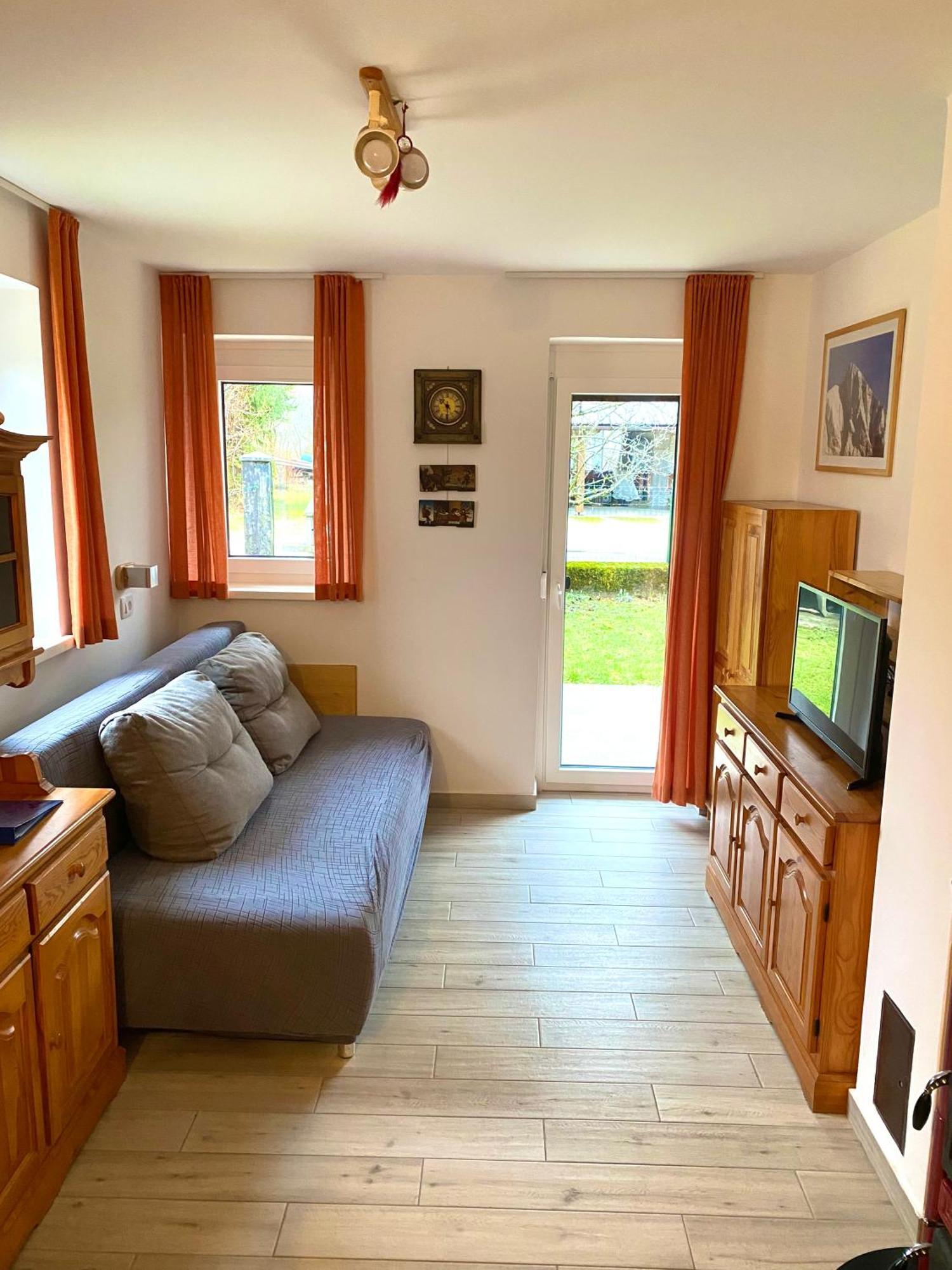 Apartma Emi Apartment *